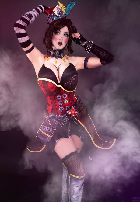 Tina Kinz model xxx picture