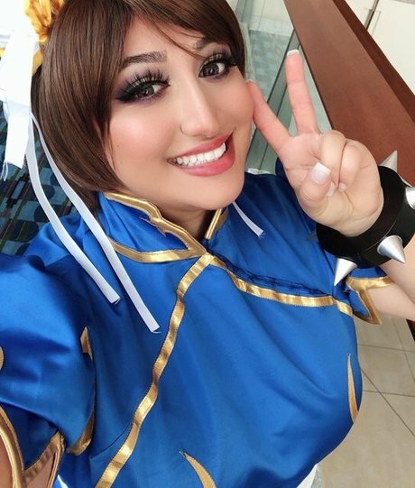 Nikki Geeks art star galleries