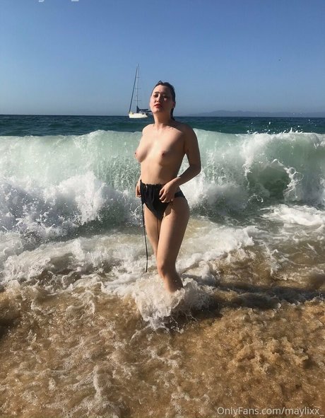 maylixx porn model photo