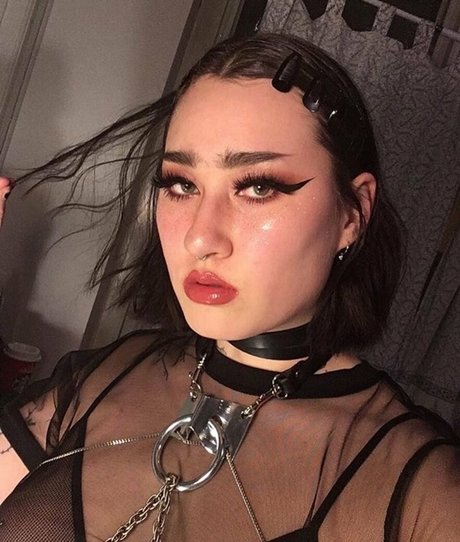 maylixx model sexy img