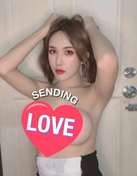 KK The Princess model porn pictures