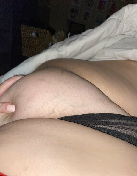 jenniebooty87 pretty actress img