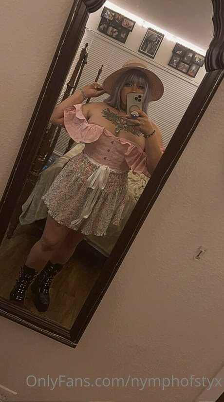 nymphofstyx naked actress picture