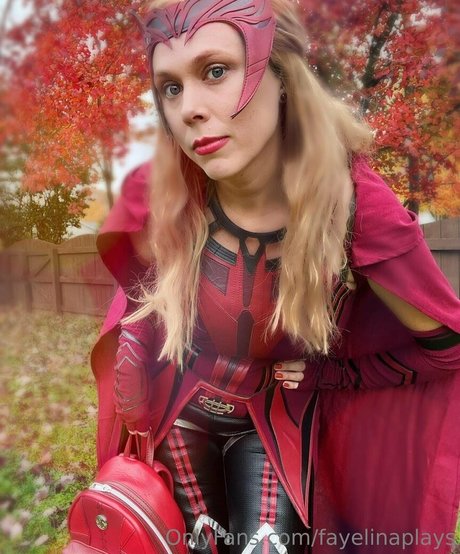 fayelinaplays nude pornstar pictures