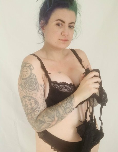 freakyfamily actress pics