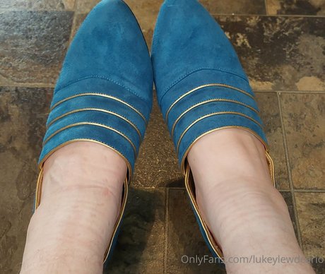 lukeylewdcario pornstar beautiful picture