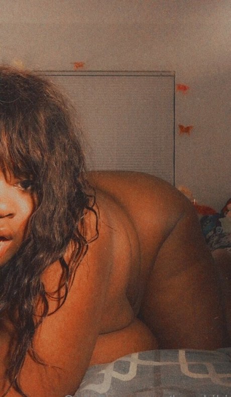 luvvkiki erotic actress picture