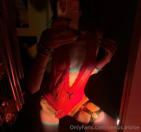 venus eloise model erotic galleries