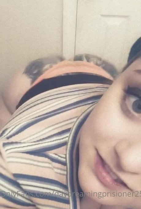 daydreamingprisoner252 nude actress photos