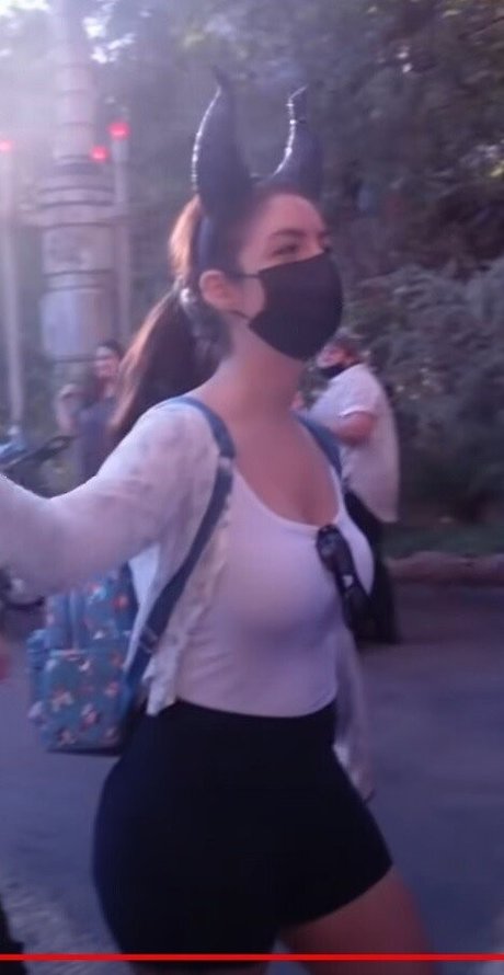 Bnans sexy actress gallery