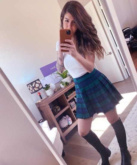 Bnans pornstar hot pic