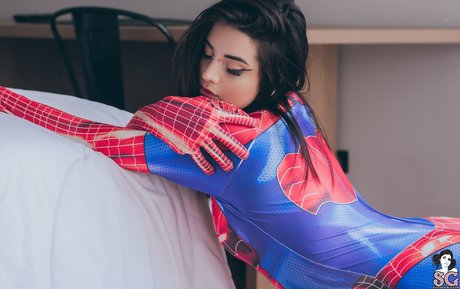 Deskicio Suicide erotic star archive