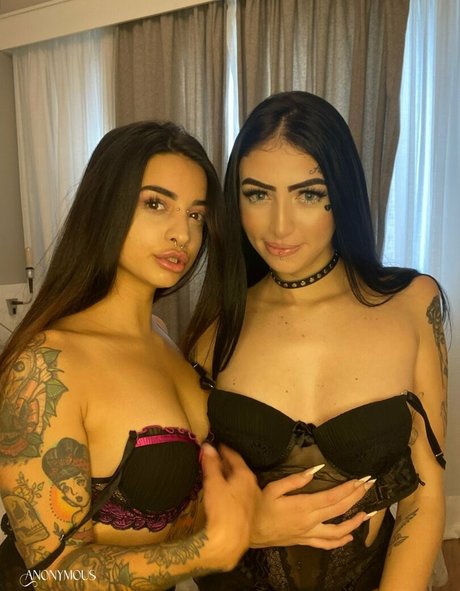 Deskicio Suicide sexy star pictures