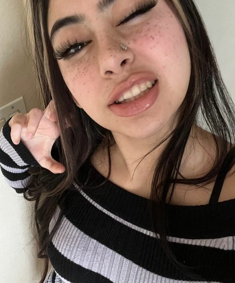 Sisterbryana pretty actress image