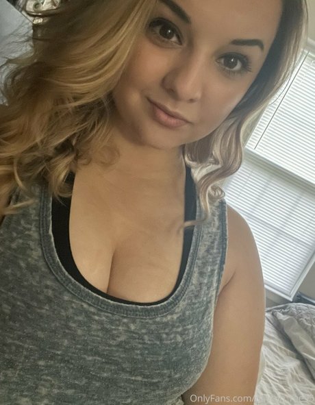 Payton Rae sex model pic