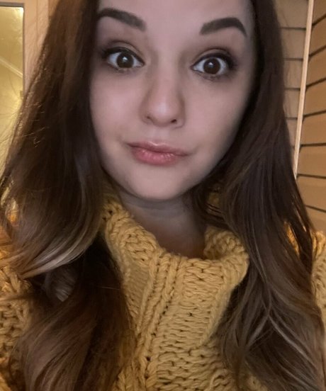 Payton Rae model free picture