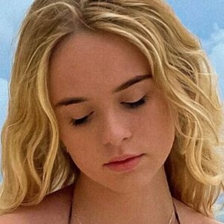 Kindabells star hot img