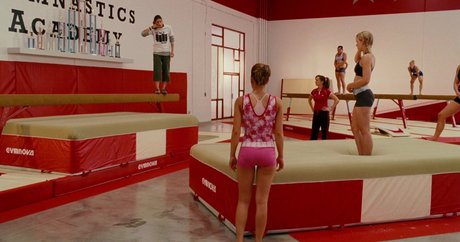 Vanessa Lengies best star pictures