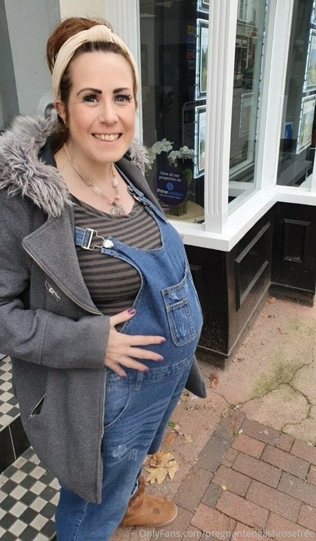 Pregnant English Rose model galleries