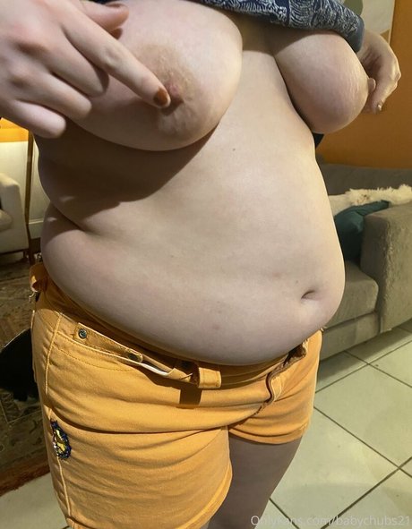 babychubs21 exclusive star photo