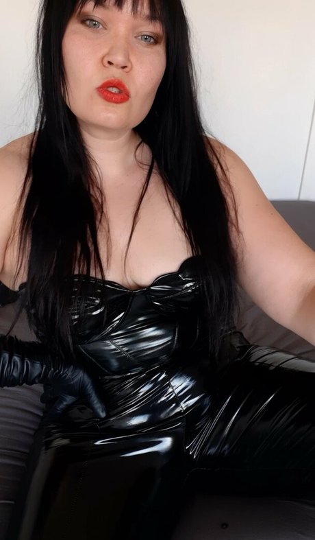 distannce pornstar nudes picture