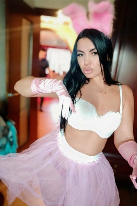 alenanikitina pornstar exclusive image