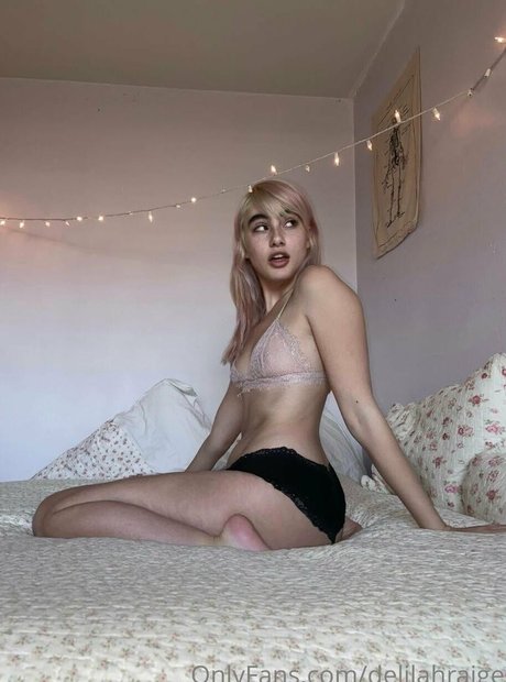 Delilahdewing star art picture