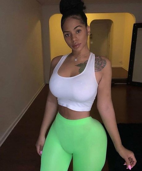 Strella Katt pornstar xxx photos