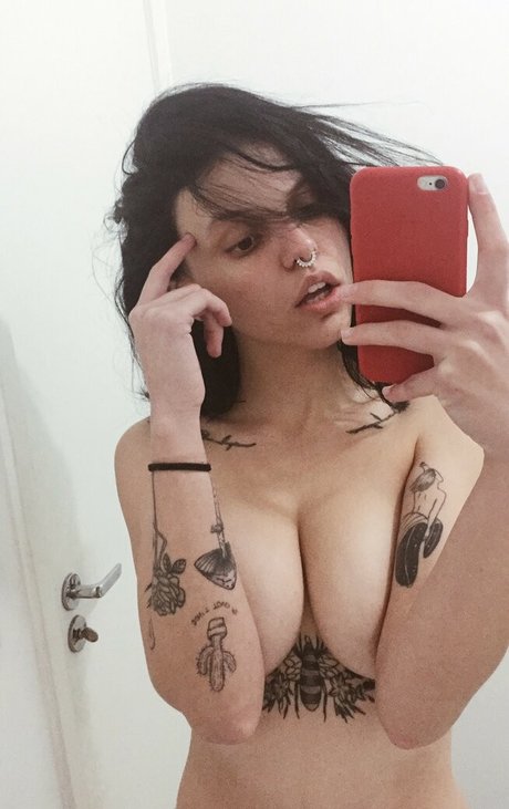 Leticia Marques naked pornstar images