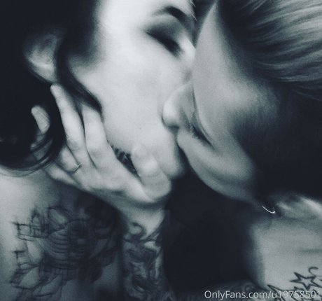 Satanslilslut6969 nudes model pics