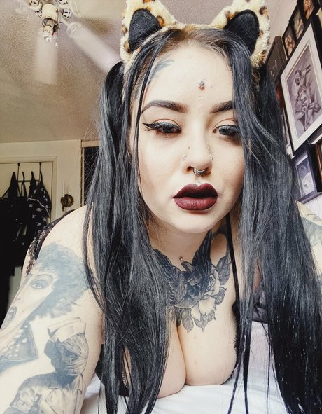 Satanslilslut6969 pornstar pretty gallery