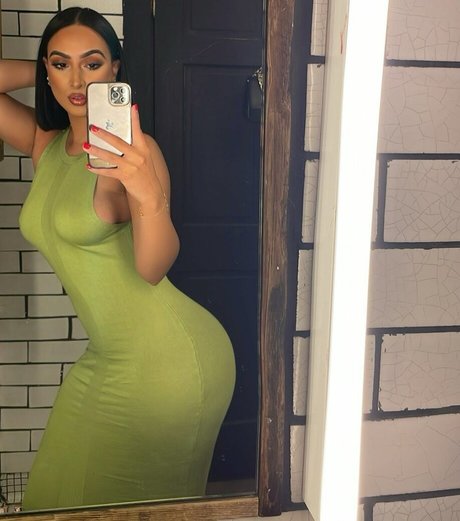 Omaima Benamre beautiful star archive