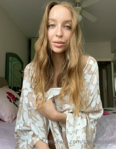 Talented Kate exclusive pornstar pictures