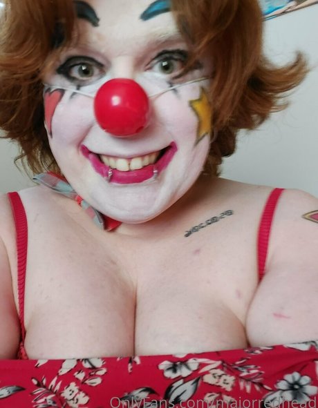 majorredhead model naked pictures