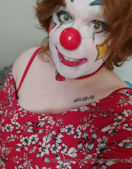 majorredhead model xxx img