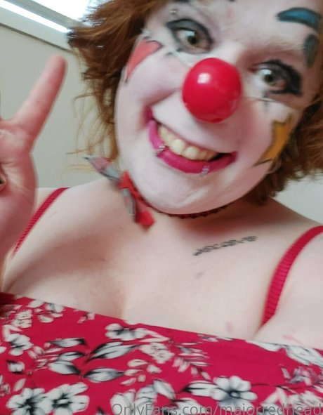 majorredhead star naked pic