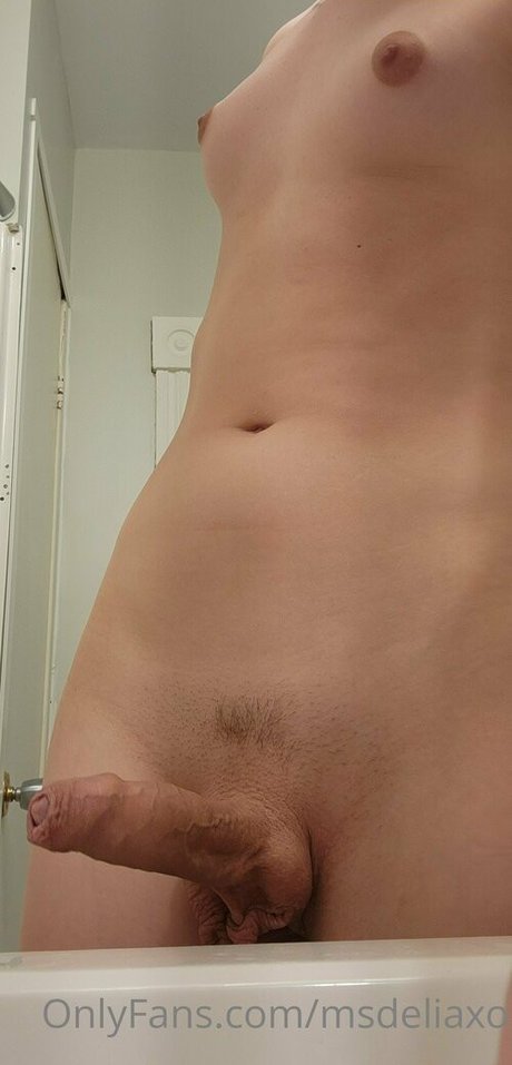 msdeliaxo beautiful actress photo