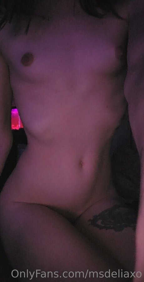 msdeliaxo nudes model pic