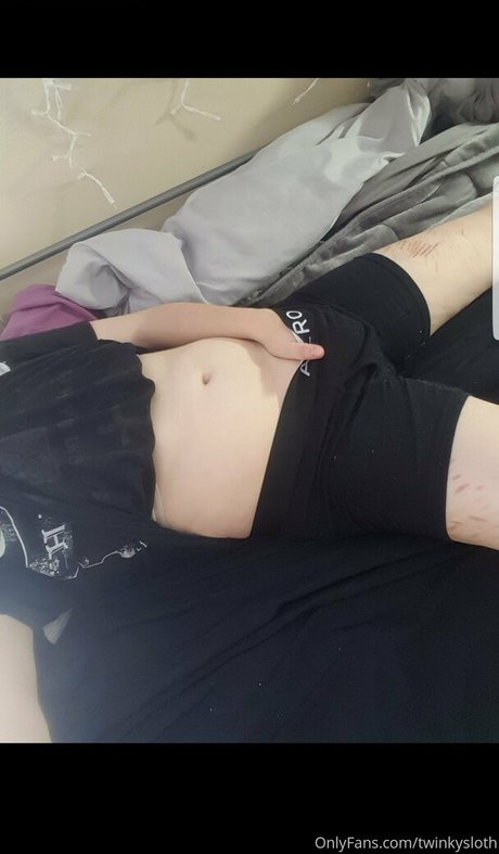 ftmtwinky sexy actress picture