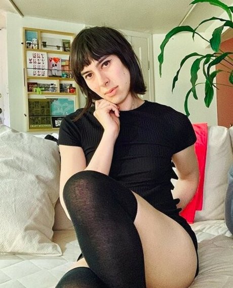 Ashley Adamson art model gallery