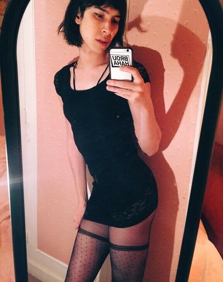 Ashley Adamson xxx actress picture