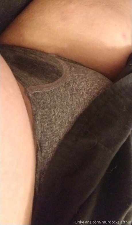 murdocksleftnut model best picture