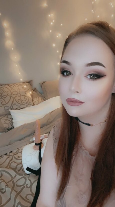 alyxston3 sexy actress image