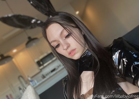 lilbabyjofree sexy star pictures