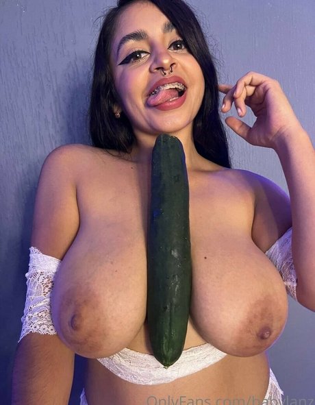 Baby Lanzy hot star img