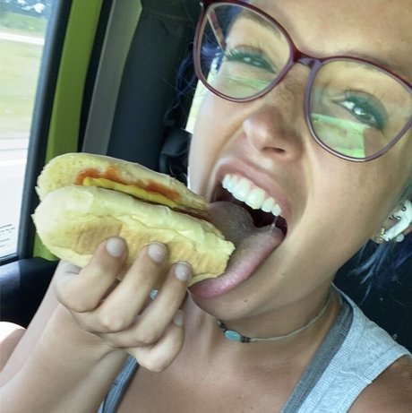 Jaclynn Crooks pretty star images