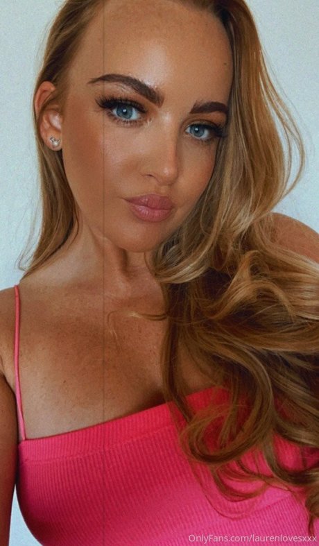 Wett Wag hot actress pictures