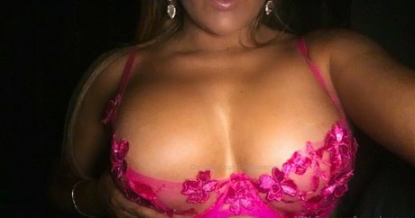 Wett Wag model adult archive