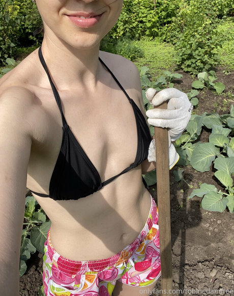 tobinedamfree hot model picture