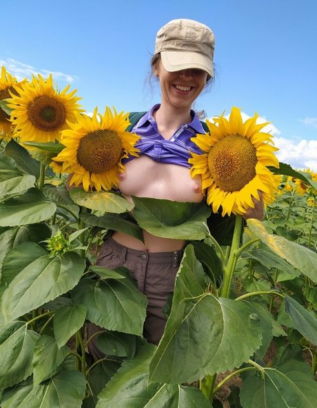 tobinedamfree sex model archive